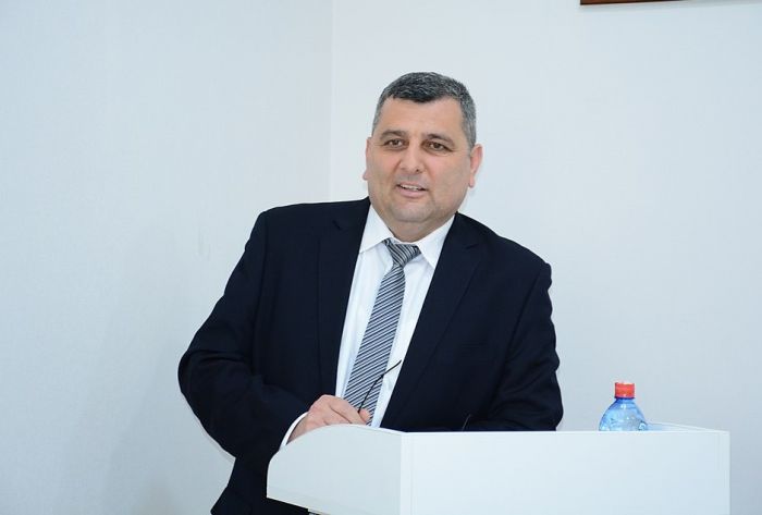 Bilgə Arifi anarkən - Nikpur Cabbarlı Bilgə Arifi anarkən - Nikpur Cabbarlı