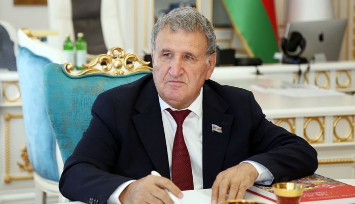 Uşaq ədəbiyyatına yüksək nəzəri-estetik meyarlar səviyyəsindən baxmağın örnəyi Uşaq ədəbiyyatına yüksək nəzəri-estetik meyarlar səviyyəsindən baxmağın örnəyi