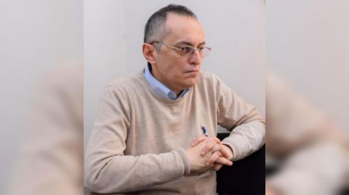 8b-dəki İra 8b-dəki İra