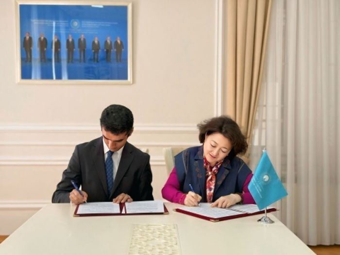 Türk Mədəniyyəti və İrsi Fondu ilə Dünya Gənc Türk Yazarlar Birliyi arasında Memorandum imzalanıb Türk Mədəniyyəti və İrsi Fondu ilə Dünya Gənc Türk Yazarlar Birliyi arasında Memorandum imzalanıb