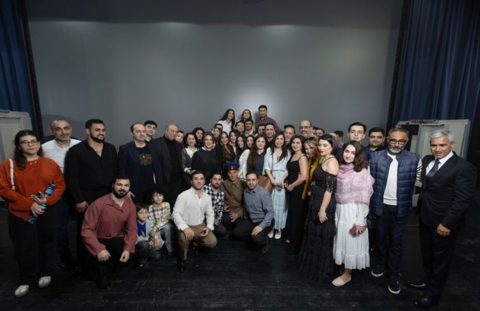 Hüseyn Cavidin xatirəsinə həsr olunmuş tədbirdə Leyla Əliyeva və Arzu Əliyeva da iştirak edib
