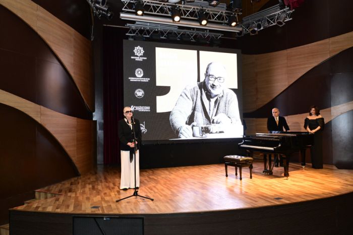 Beynəlxalq Muğam Mərkəzində Maqsud İbrahimbəyova həsr olunmuş yaradıcılıq gecəsi keçirilib