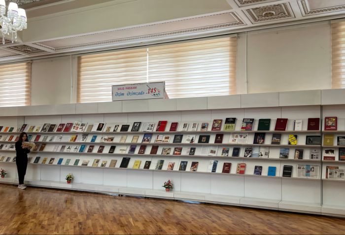 Milli Kitabxanada “Xalq rəssamı Əzim Əzimzadə - 145” adlı kitab sərgisi açılıb