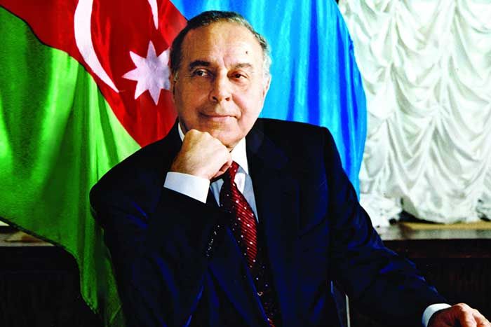 Ulu öndər Heydər Əliyevin dahi Azərbaycan şairi  Nizami Gəncəvi haqqında  müdrik elmi-fəlsəfi görüşləri - Əlimuxtar MUXTAROV