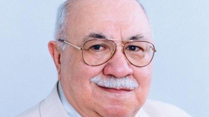 Maqsud İbrahimbəyov:yazıçı, sənətkar, düşüncə adamı - Fəridə SƏFİYEVA