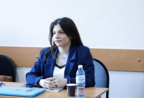 Çingiz Əlioğlunun minimalist şeirləri - Səbirə MÜZƏFFƏRLİ