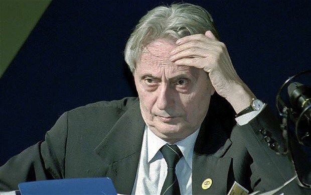 "Biz ölkədə deyil, dildə yaşayırıq" - İon Deaconescu ilə söhbət