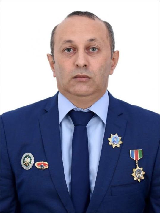 Yolun sonunda Günəş var... (Şeirlər) - Zaur USTAC