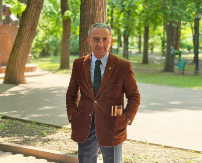 Onun poeziyası... - Səlim BABULLAOĞLU