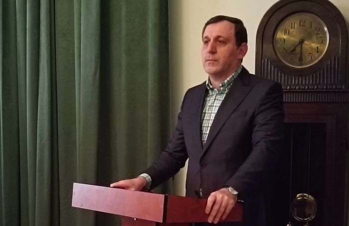 İlahi Eşq - Əbədiyyətin sirri və Ədəbiyyatın nəfəsi - Adəm İsmayıl BAKUVİ