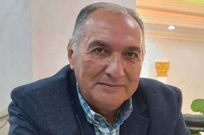 Canlı çətir (Hekayə) - Akif CABBARLI