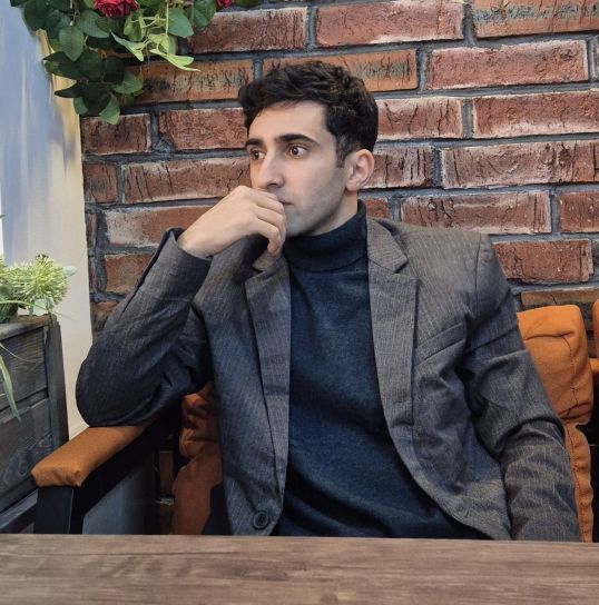 Orxan Fikrətoğlunun "Vaxt" və digər hekayələrinə ədəbi-fəlsəfi və struktural yanaşma - Elmir HƏSƏNOV