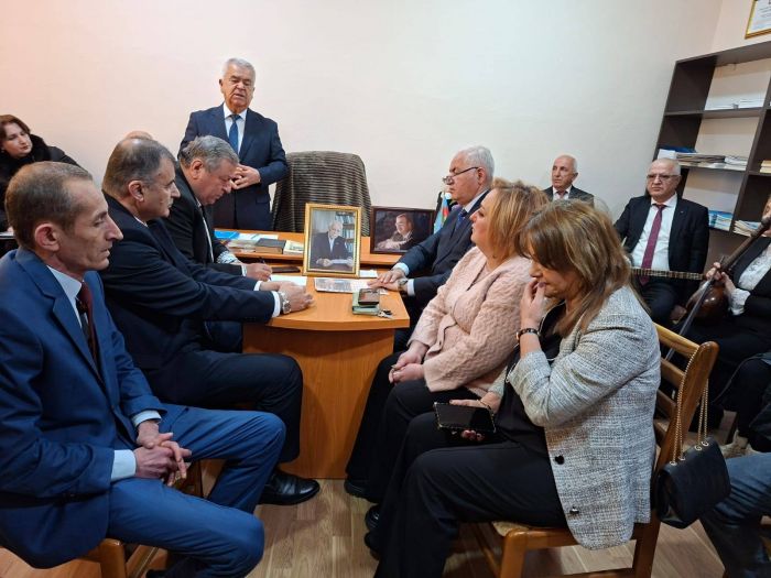 Dedim ki, sözüm qala