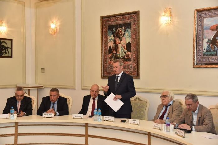 "Qarabağ savaşı ədəbiyyatımızda" konfransında çıxış - Elçin HÜSEYNBƏYLİ