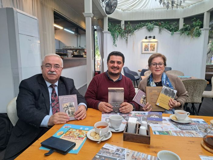 Mühacirin diplomat oğlu - Dilqəm ƏHMƏD