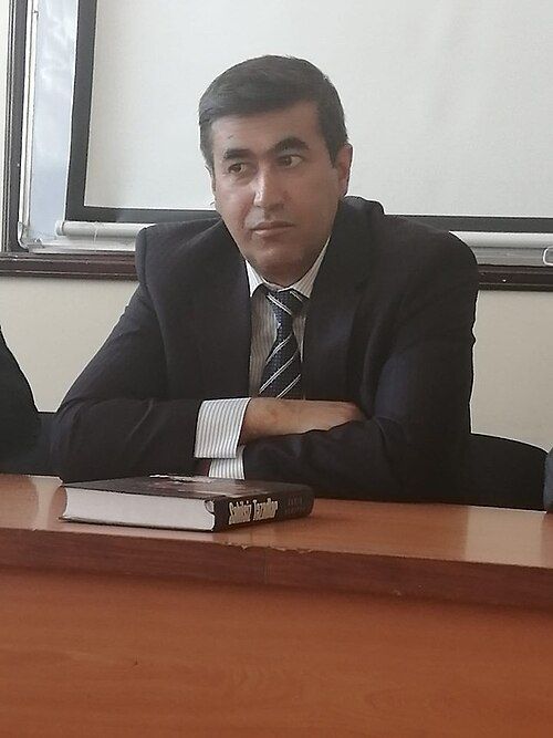 Yarpaqlar danışır (Hekayə) - Sadıq QARAYEV