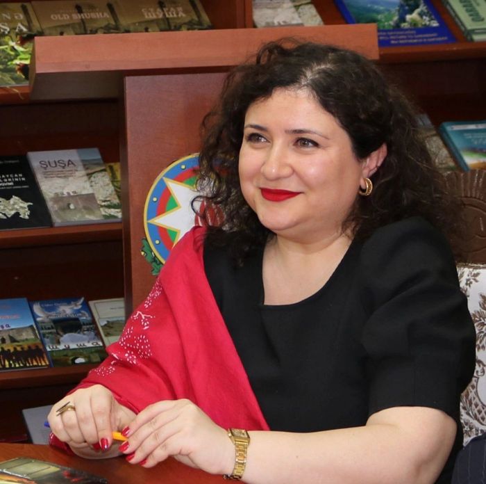 Ölümün o tayından gələn müdriklik: Odisseyadakı Tiresi və "Kitabi-Dədə Qorqud"un ağsaqqalı - Xanım AYDIN